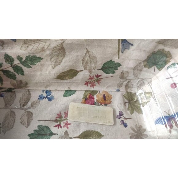 Longaberger 1990 Handwoven Basket With Floral-Print Fabric Liner/Plastic Insert - Picture 5 of 10